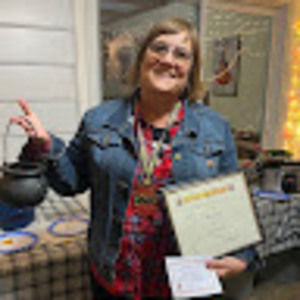 Meet your Posher, Laura